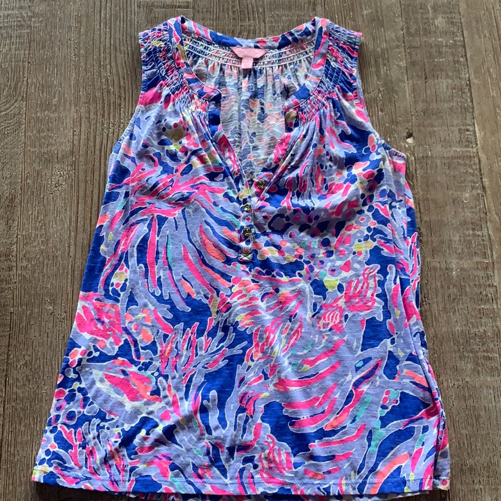 Good condition Lilly Pulitzer Essie Top